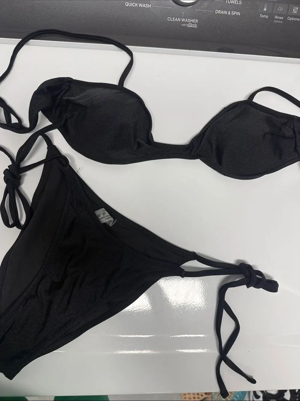 NWT Black Bikini Set - Size Small Never Worn - Side Ties NEW - Adjustable Straps